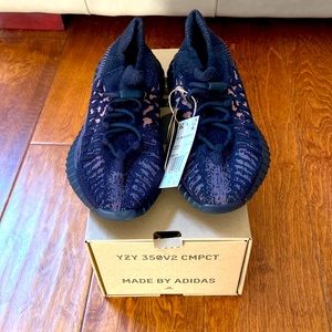 NWT Yeezy 350 v2 CMPCT size 7